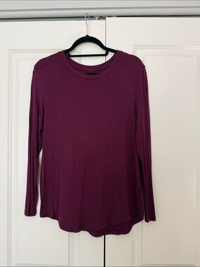 GAP Long Sleeve Luxe Crewneck Top in Deep Plum Purple